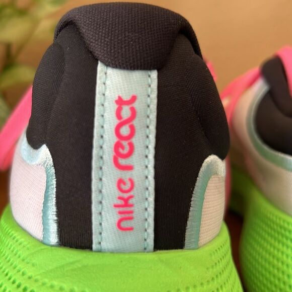 EUC Nike Shoes React Escape rn Running 10.5 - Picture 10 of 16